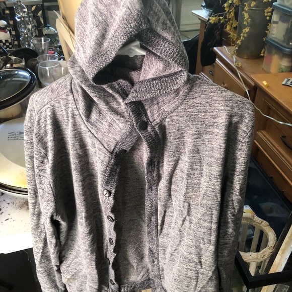 Sweater - Picture 2 of 5